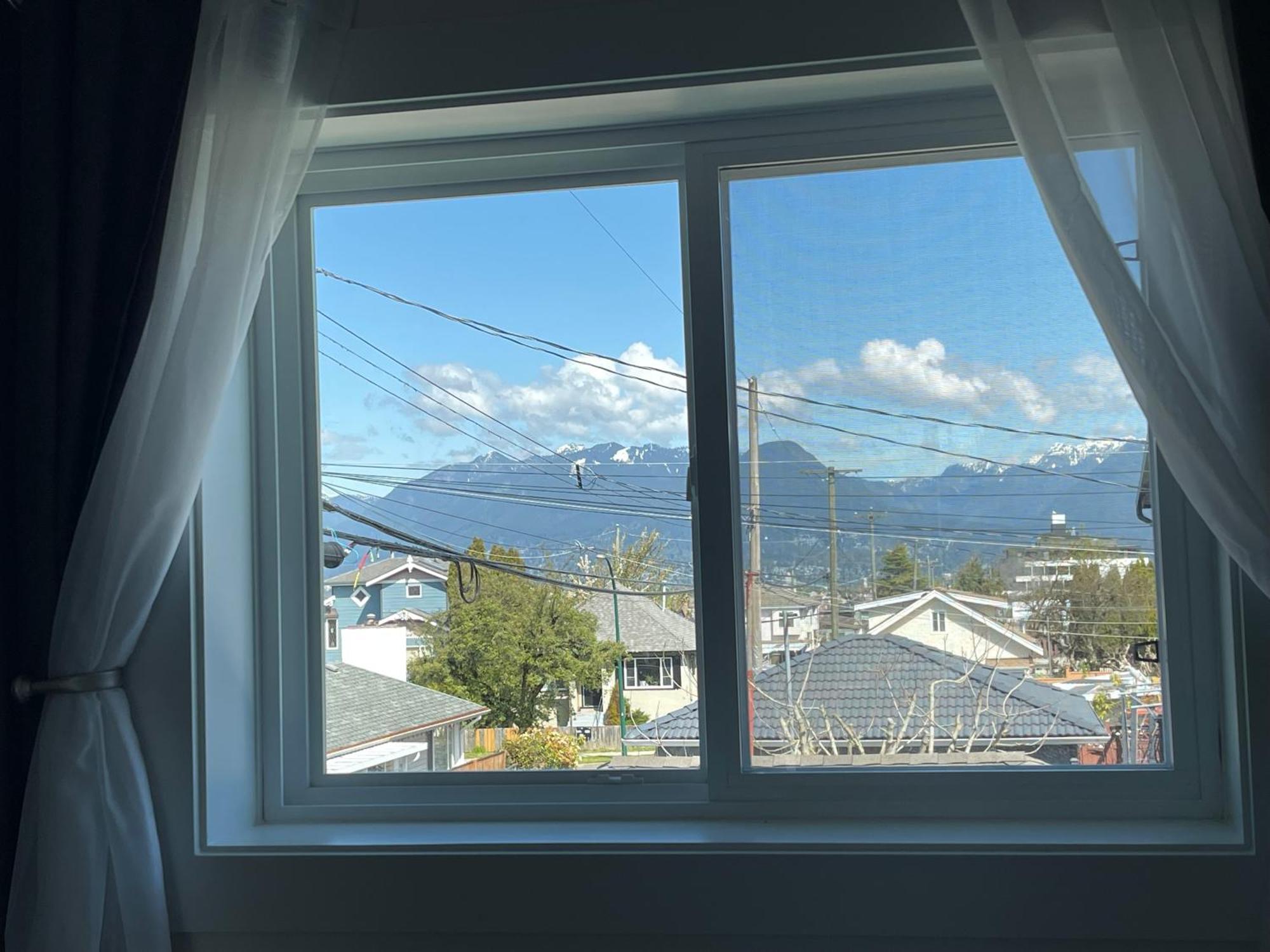 Entire New Cozy And Modern 2-Storey House Vancouver Exterior foto